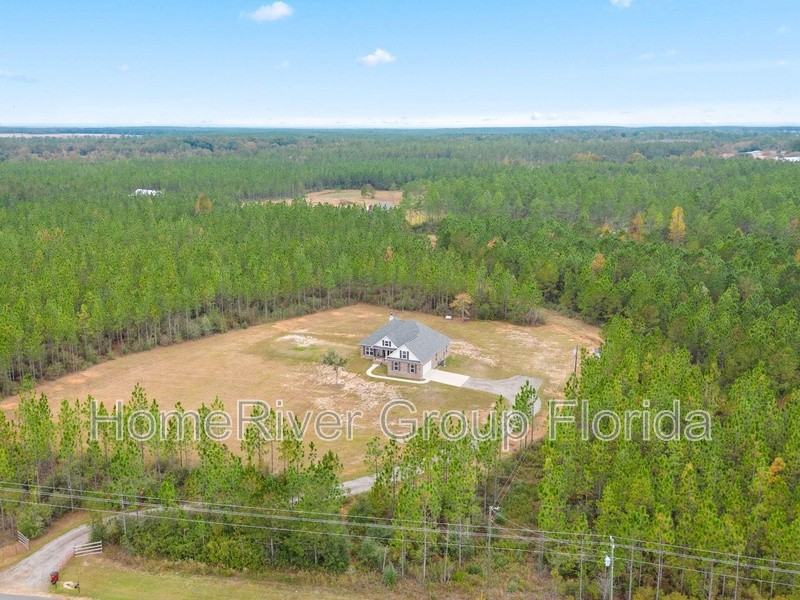 7745 Tidwell Rd - Photo 2 of 19