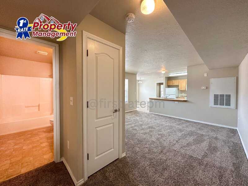 11884 W Cloverbrook Ln #201 - Photo 5 of 25