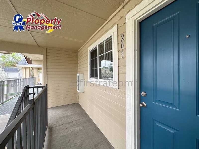 5936 W Ellens Ferry Dr #102 - Photo 4 of 24