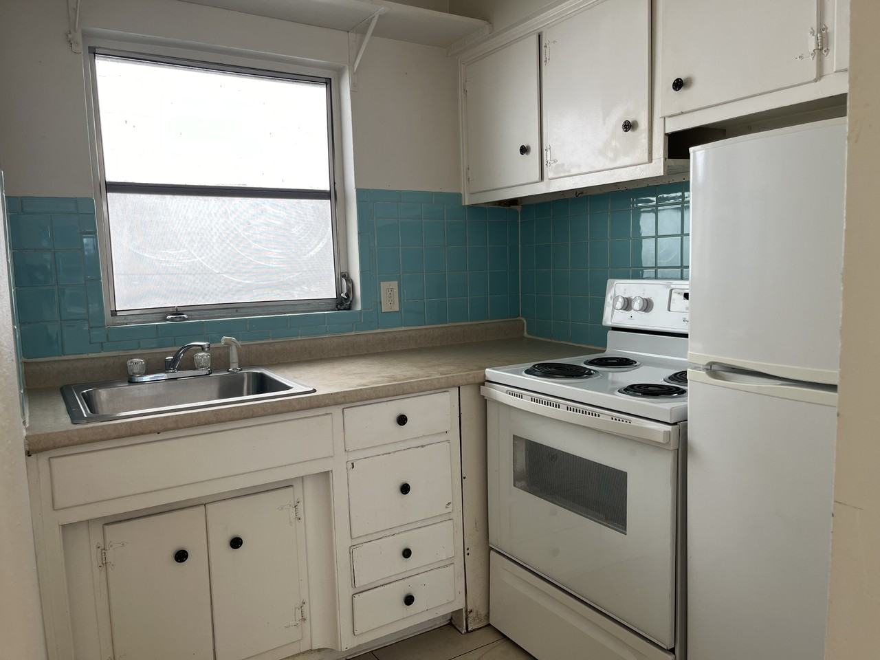 38479 6th Ave #2 - Photo 5 of 8