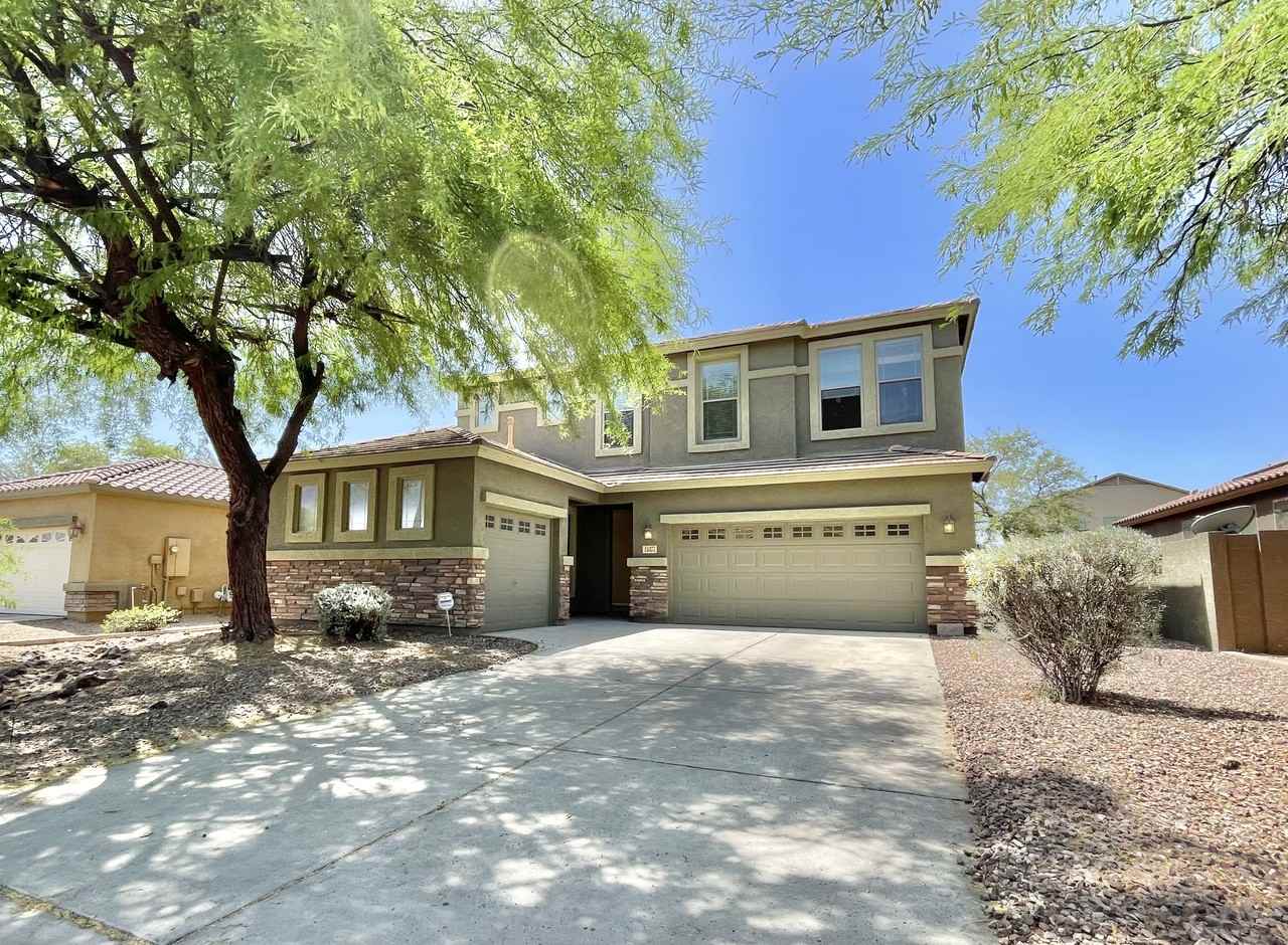 15377 Mackenzie Drive - Photo 2 of 23