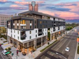 featured image of 500 W Broadway