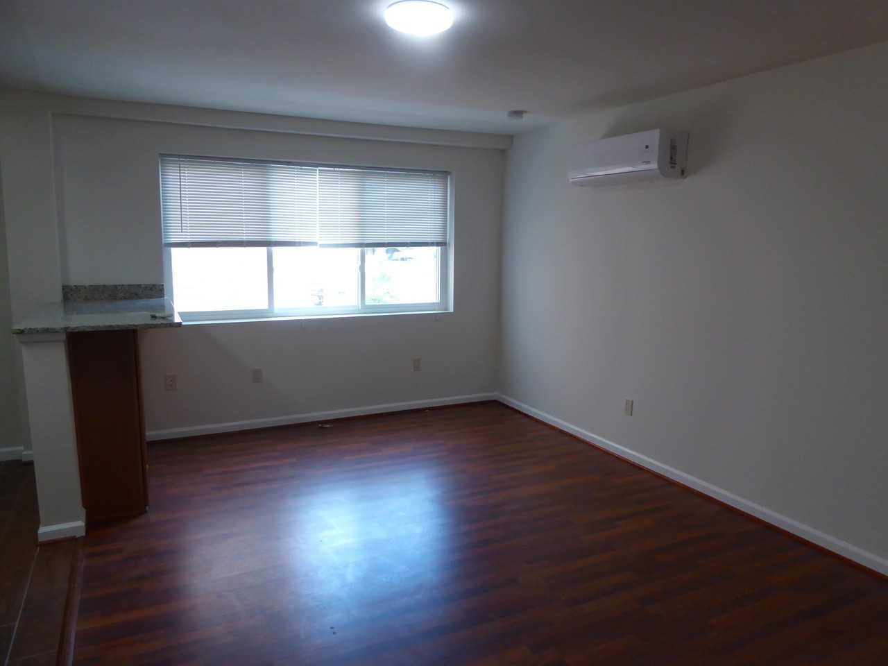 1352 Park Road NW - Photo 2 of 20