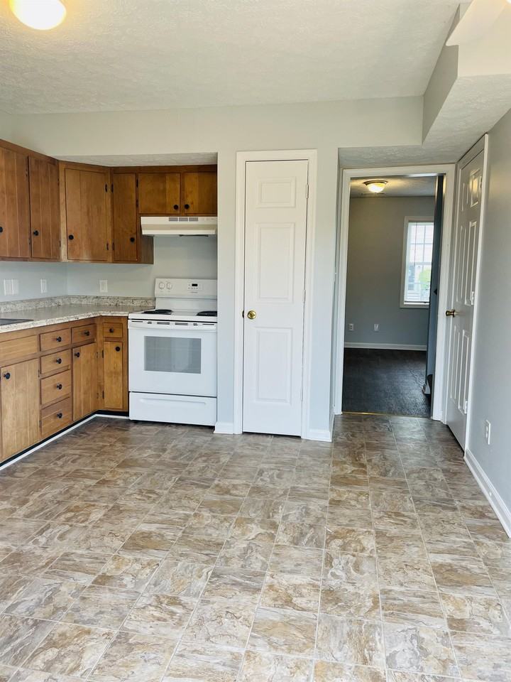 Jefferson Ridge Apartments - Photo 4 of 43