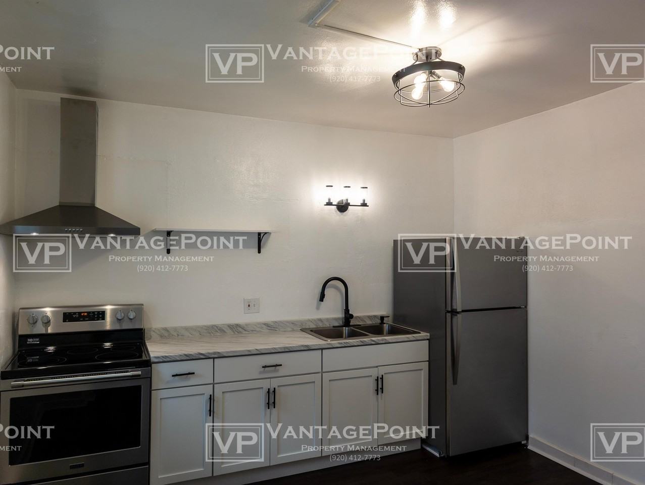 326 S. Quincy St - Photo 2 of 5