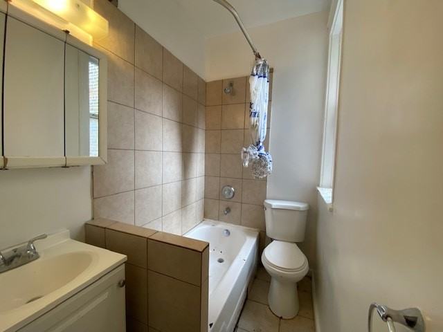 Lawndale Ave 1601 N - Photo 7 of 50