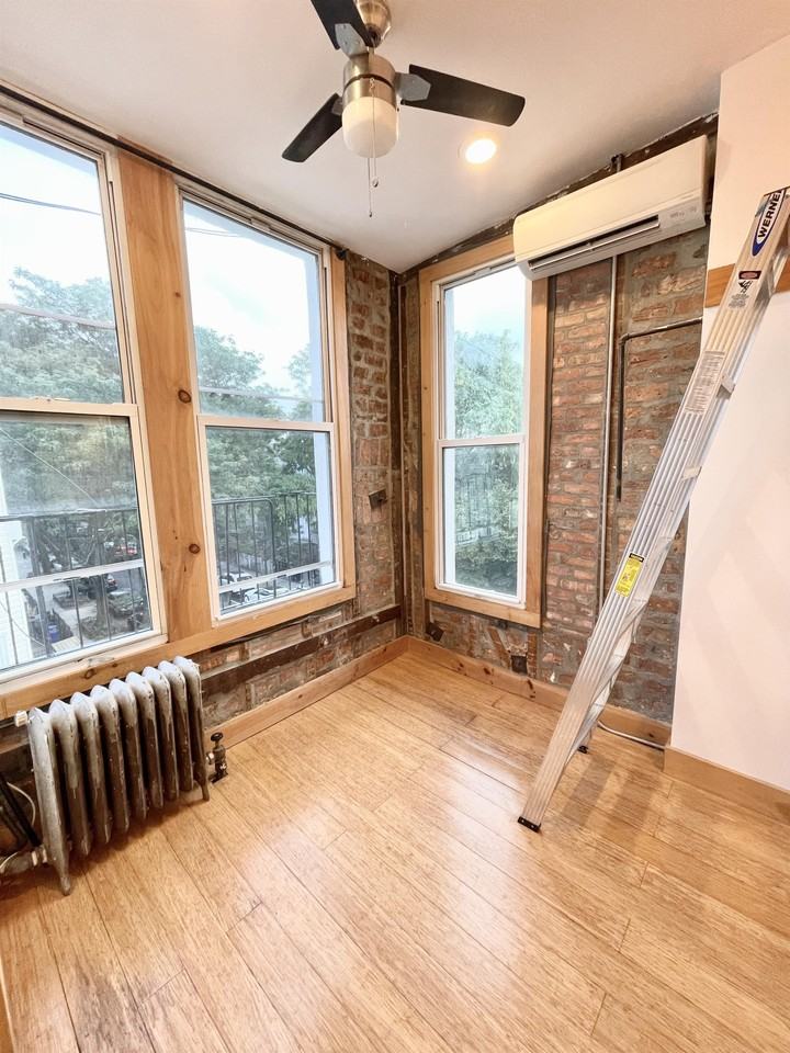 119 Weirfield Street - Photo 2 of 7