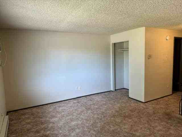 Commons - Photo 5 of 34