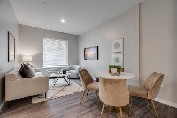 Park and Franklin Lofts - Photo 4 of 50