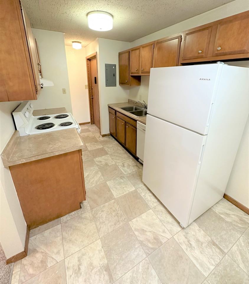 505 S Washington St - 14 PLEX - Photo 3 of 13