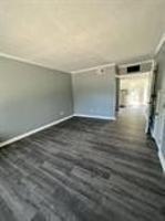 featured image of 427 N Yadkin Ave