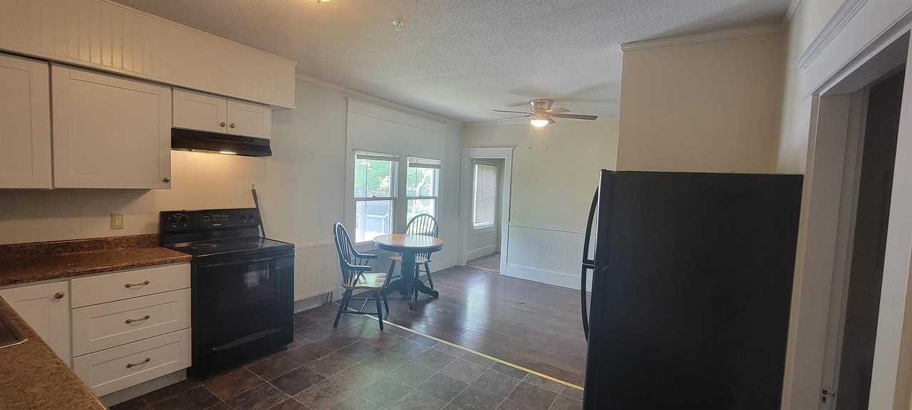 191 Center St - Photo 2 of 10