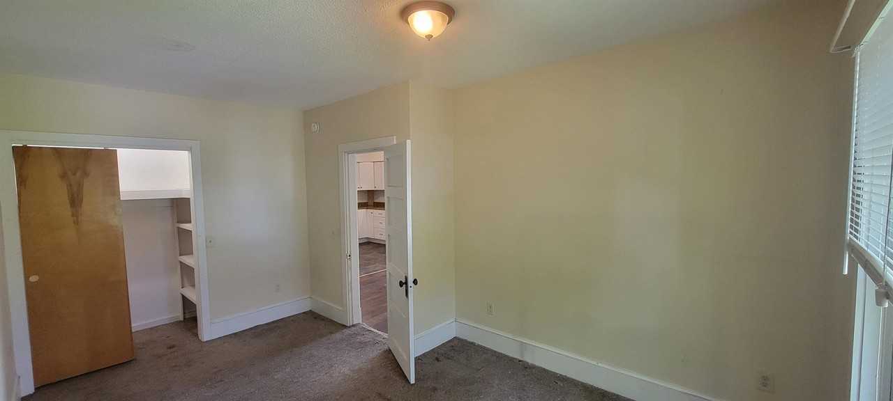 191 Center St - Photo 6 of 10