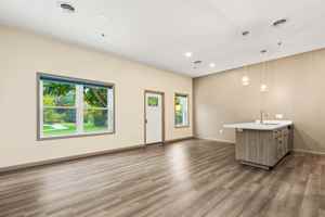 featured image of 127 Lake St