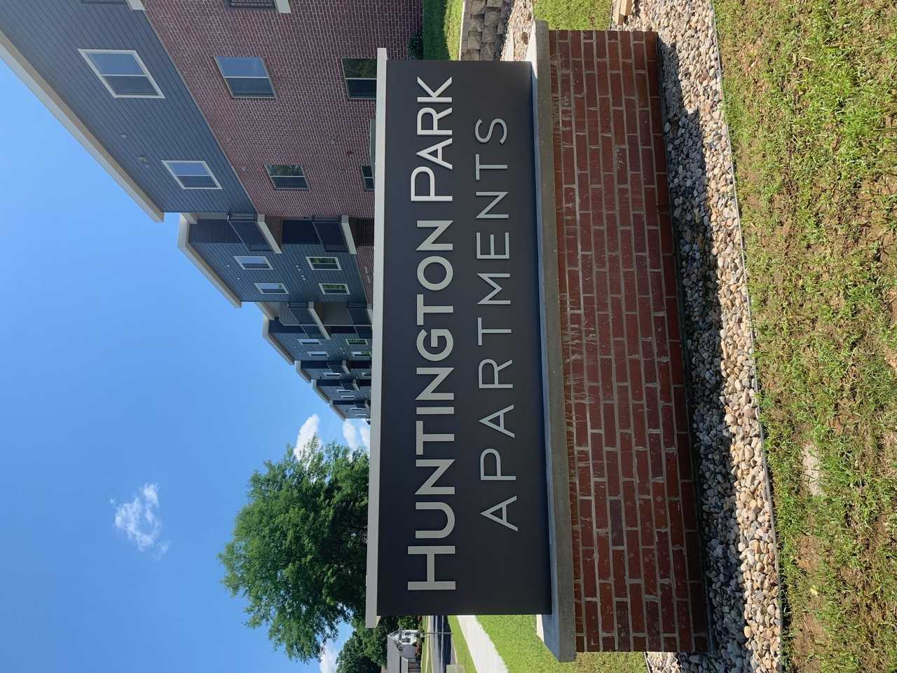 Huntington Park 2 - Photo 7 of 42