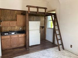 featured image of 418 Harding St