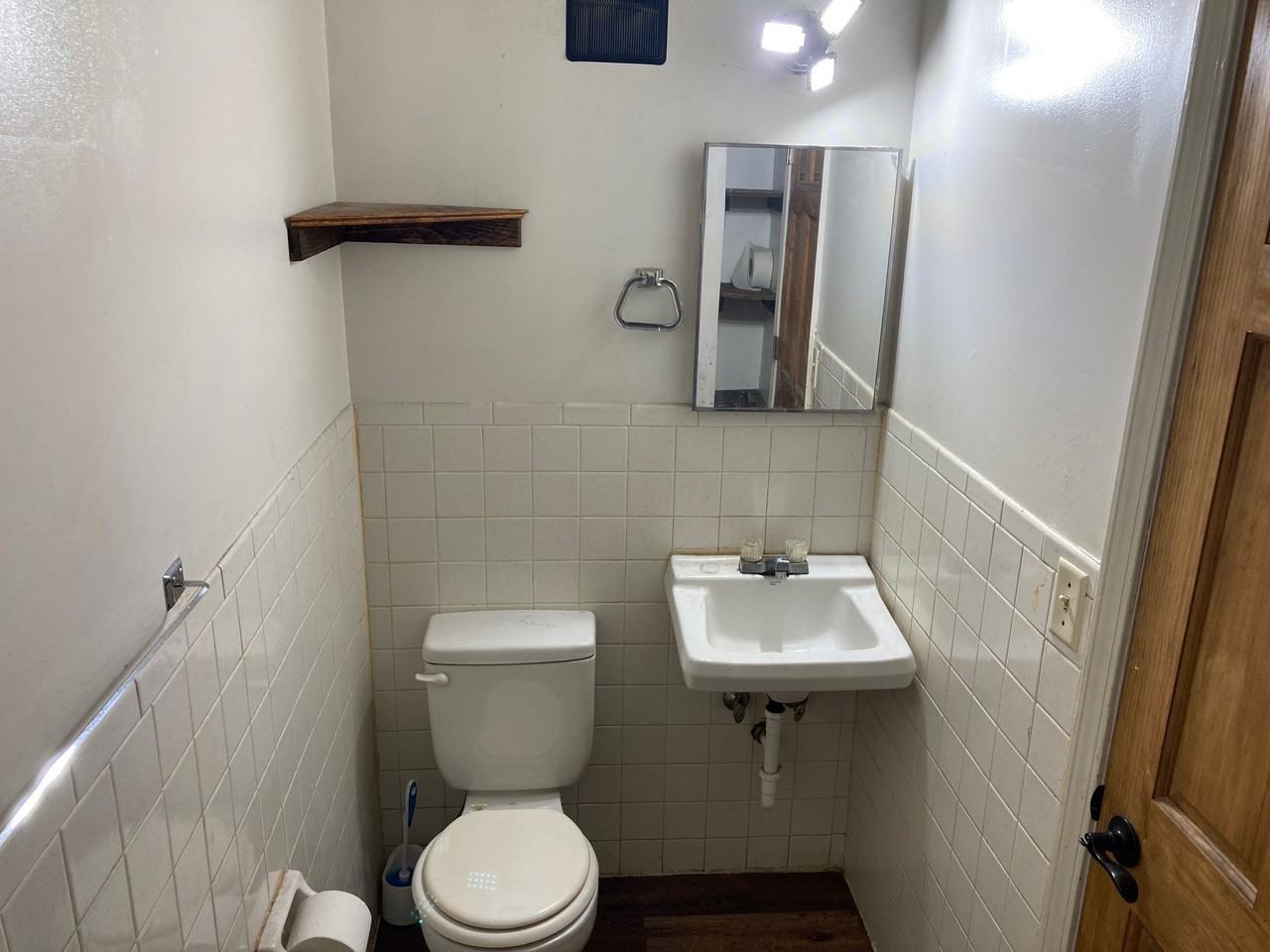 418 Harding Street - Photo 3 of 7