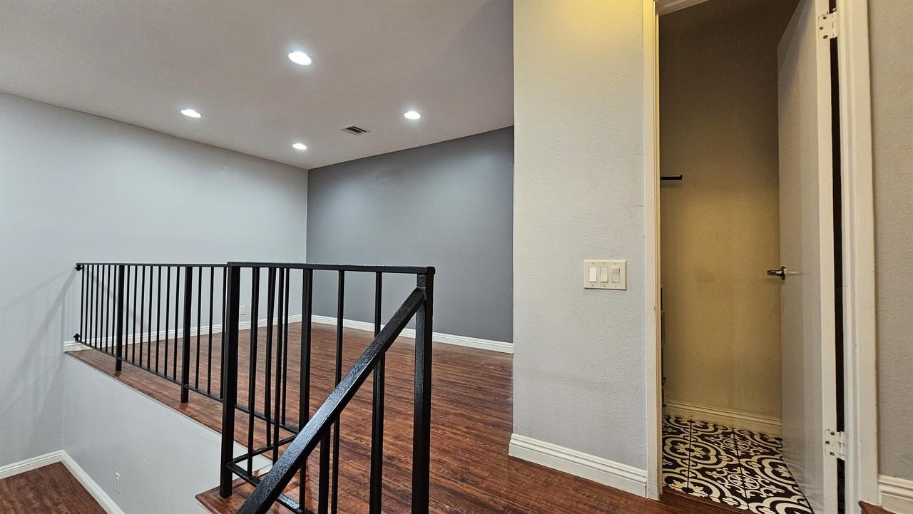 8283 Willis Ave #11 - Photo 5 of 36