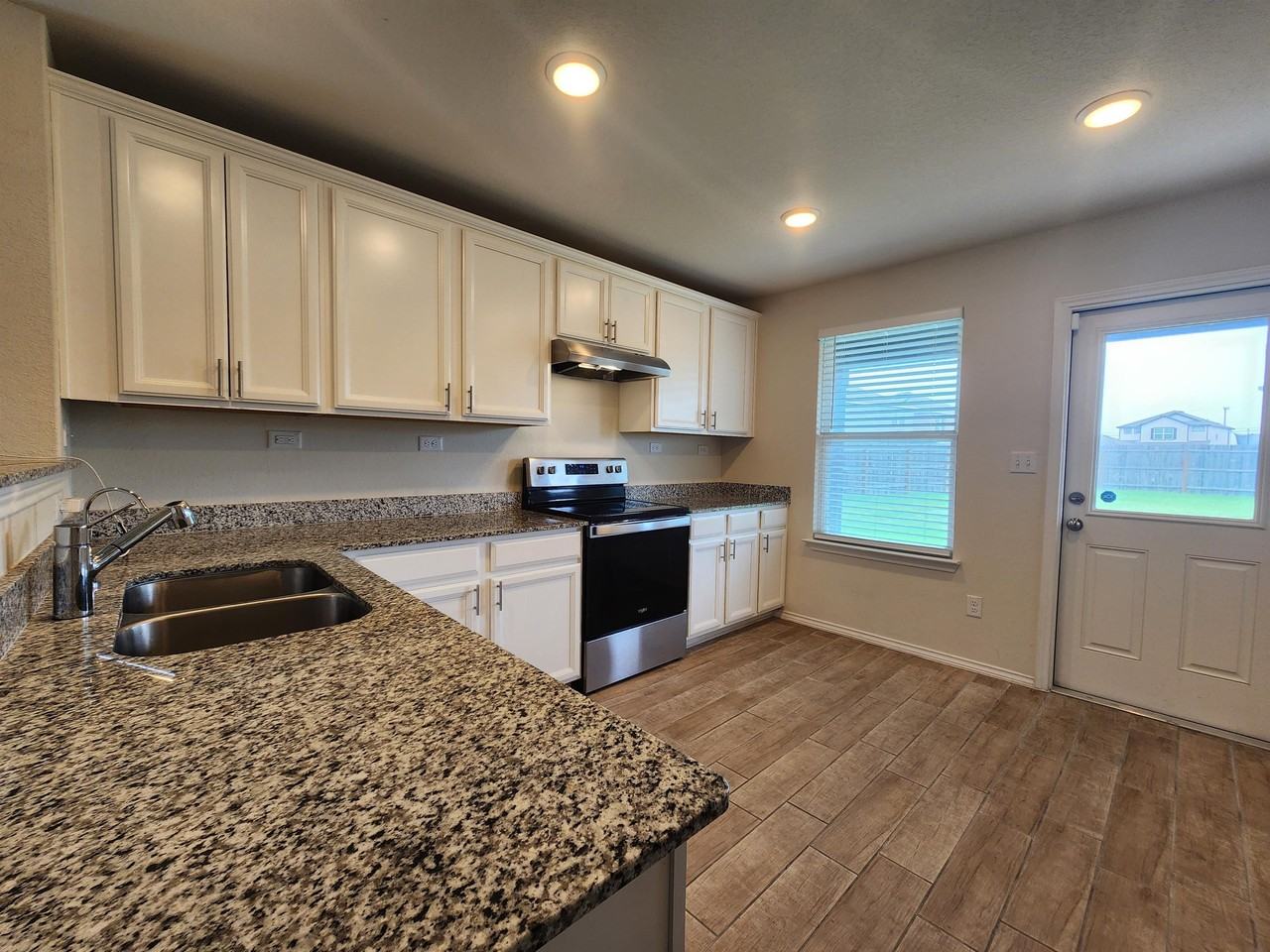 6223 Windy Grn - Photo 7 of 21