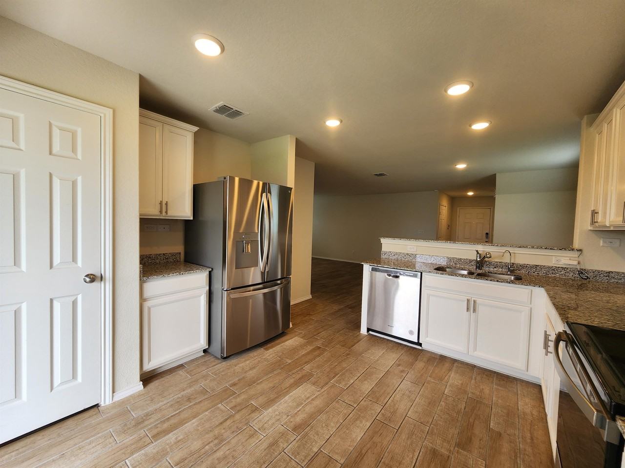 6223 Windy Grn - Photo 4 of 21