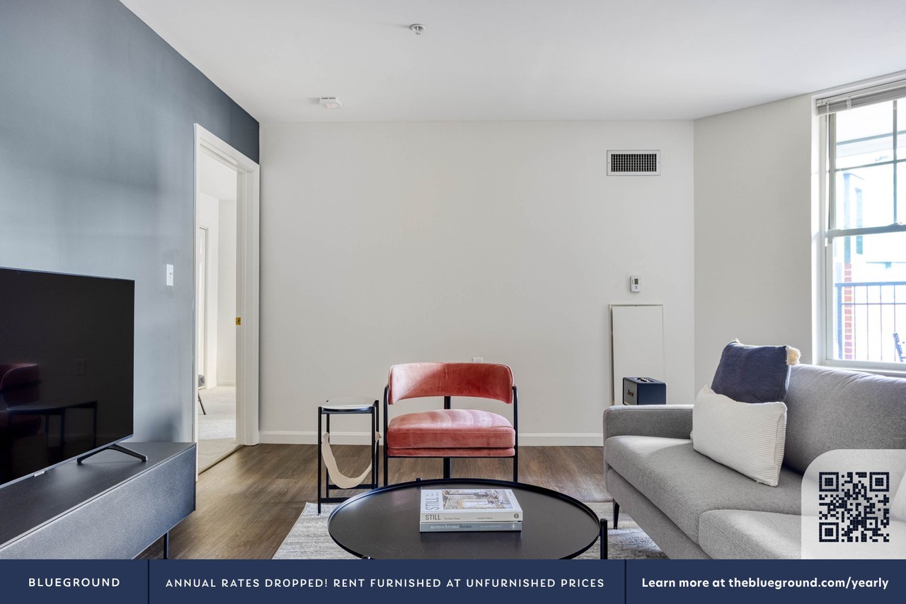 632 Massachusetts Avenue - Photo 4 of 26