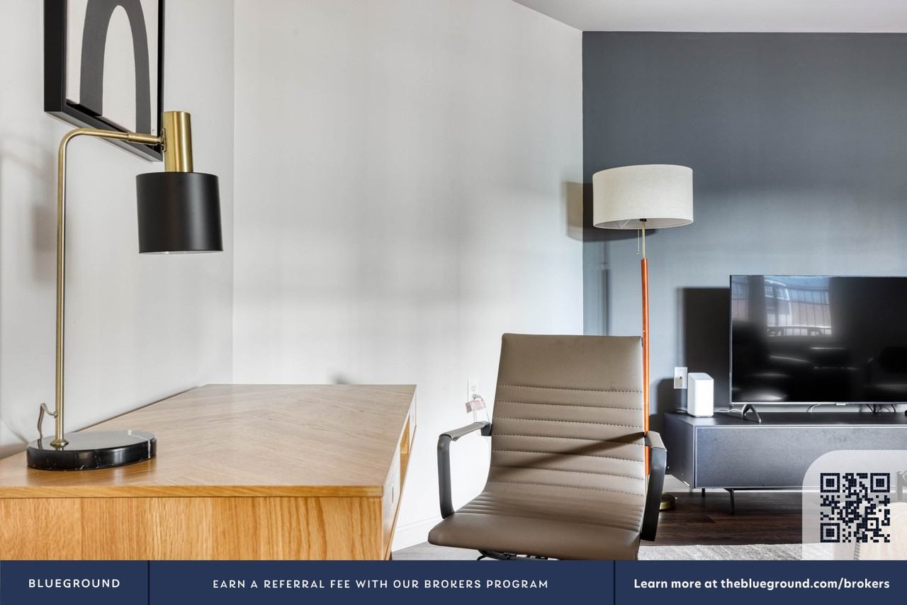 632 Massachusetts Avenue - Photo 5 of 26