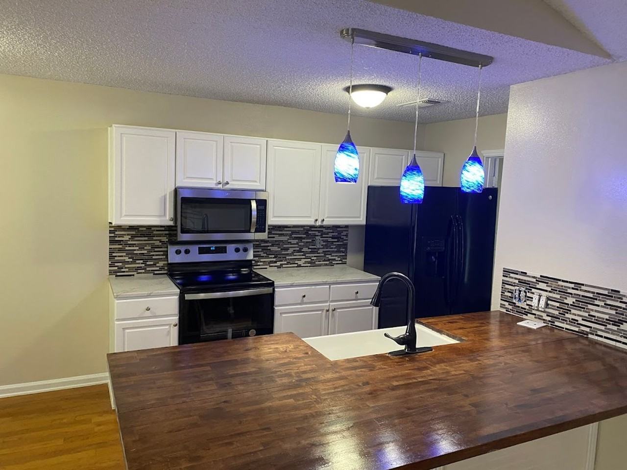 5602 Wood Oak - Photo 3 of 36