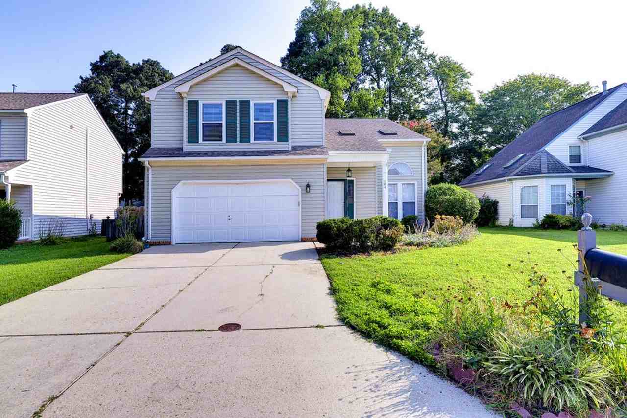 104 Crimson Ct - Photo 2 of 33