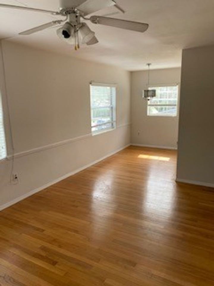 1134 S Summerlin Ave - Photo 2 of 20
