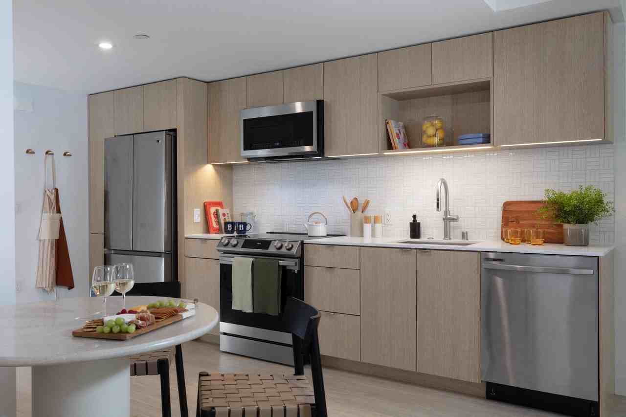 The Brady - Photo 5 of 34