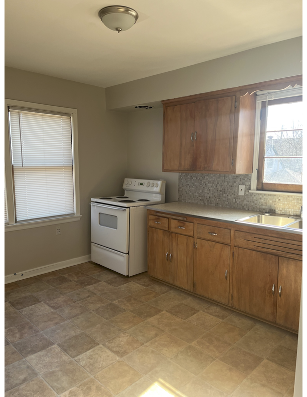 31443146 N 47th St #3146 - Photo 2 of 5