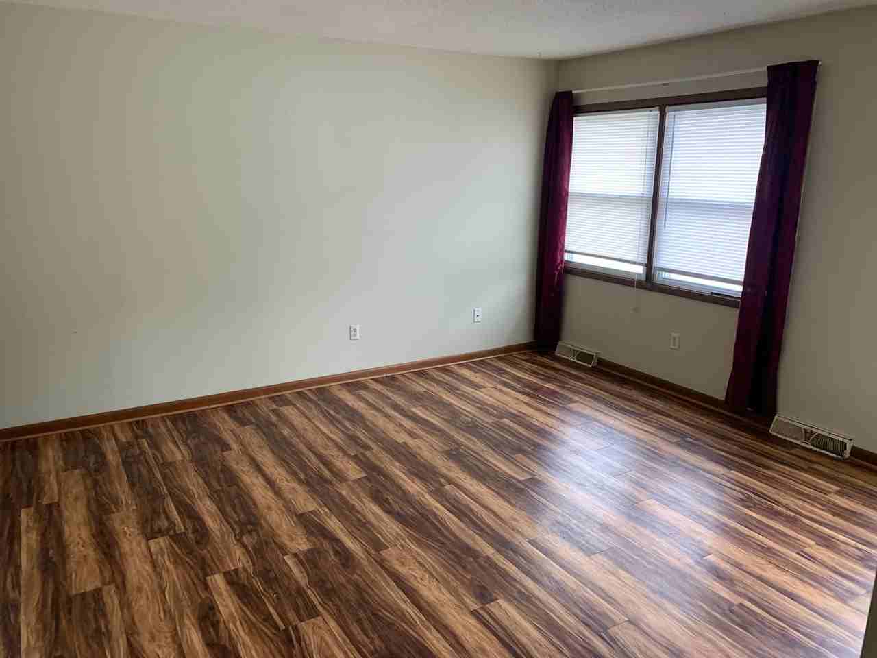 Quay St. Apartments - Photo 3 of 5