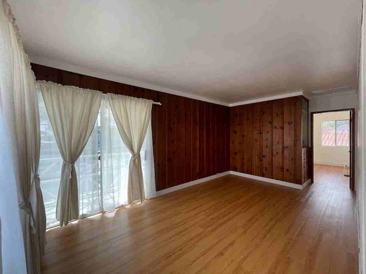 3602 Pine Ave - Photo 3 of 24