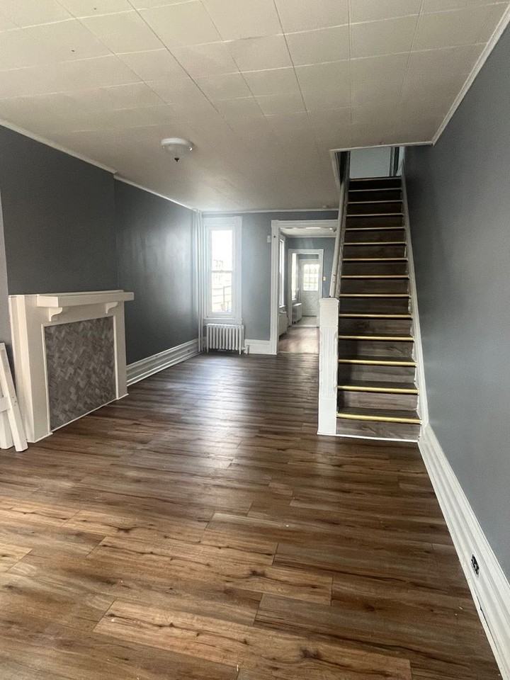 511 N 12th St - Photo 3 of 8