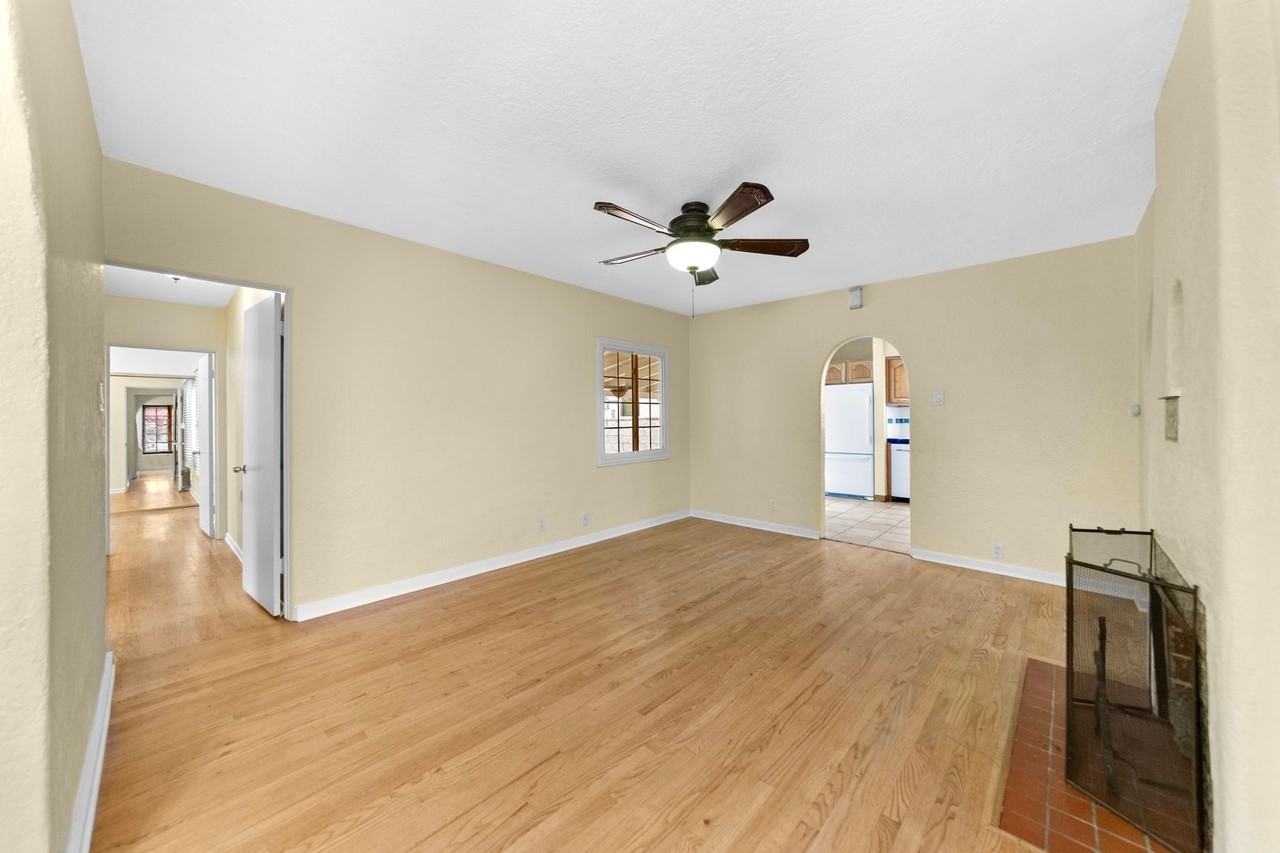 1326 Aristo St - Photo 3 of 14