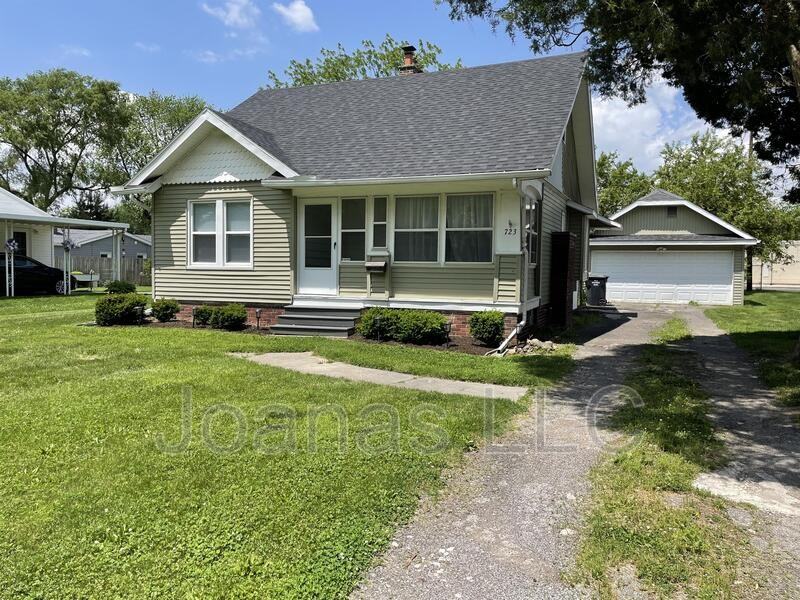 723 Sackett St - Photo 2 of 24