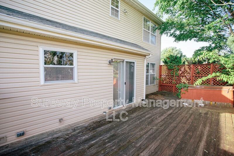 23 Winterset Ln - Photo 5 of 44