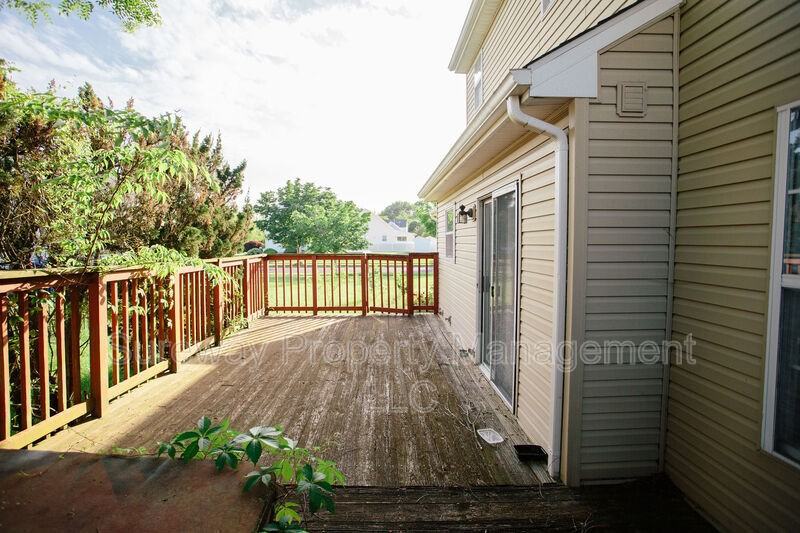 23 Winterset Ln - Photo 6 of 44