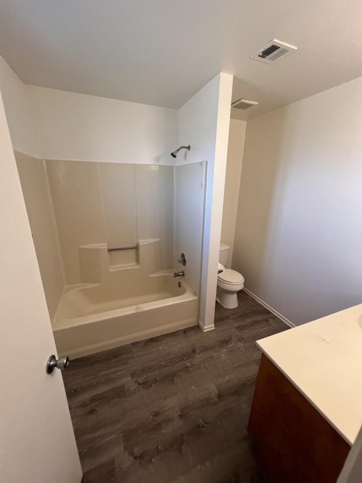 12550 Miracle Hill Road - Photo 5 of 13