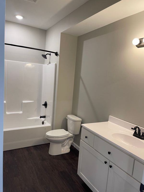 Lauren's Place - Photo 3 of 8