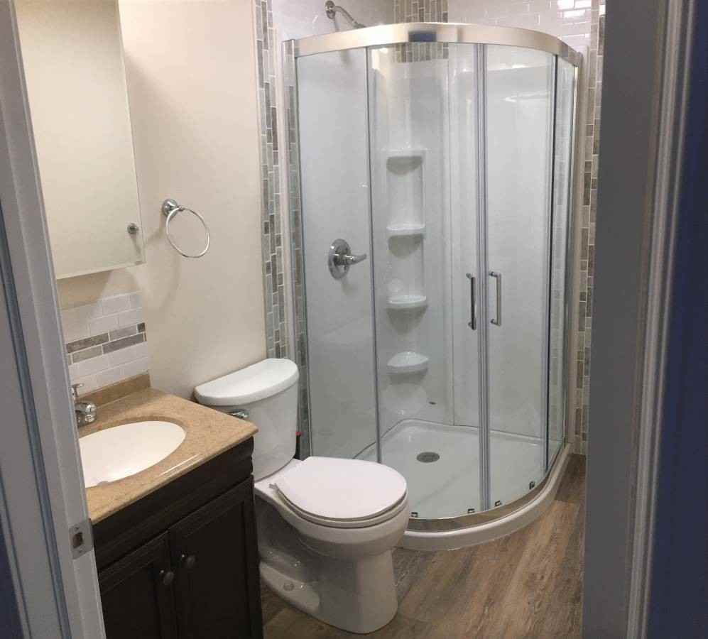 255 Hudson Ave - Photo 2 of 6