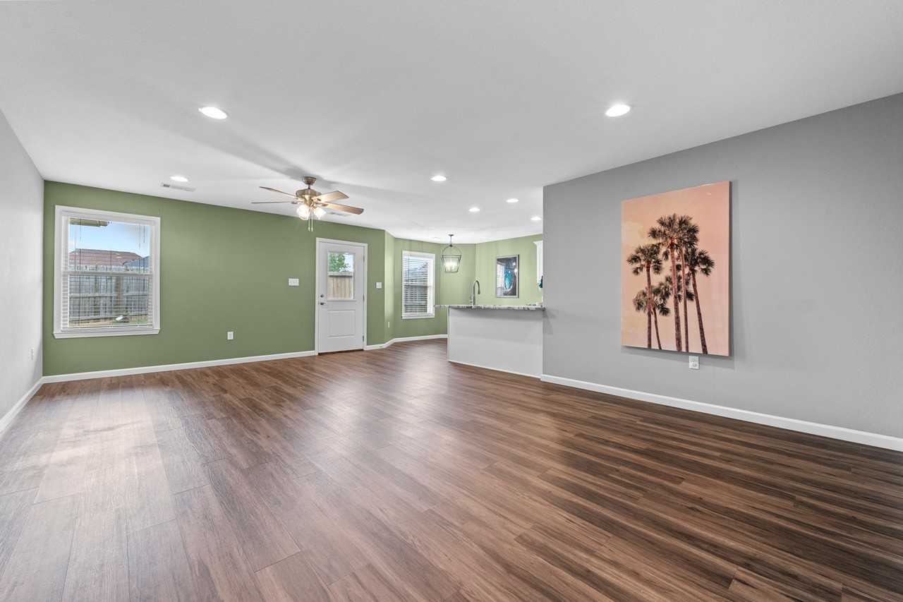 3420 Garden Club Dr #NA - Photo 2 of 32