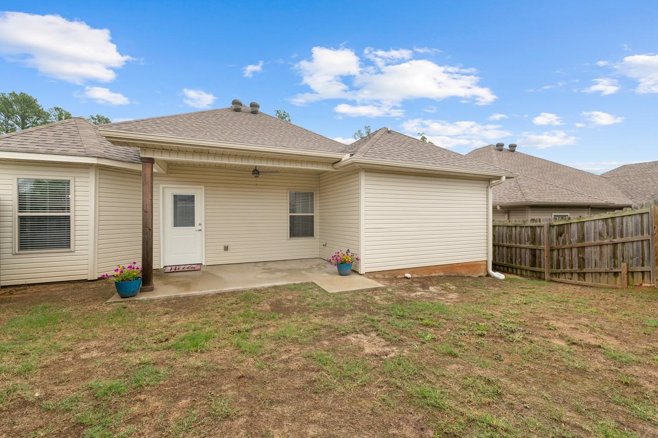 3420 Garden Club Dr #NA - Photo 6 of 32
