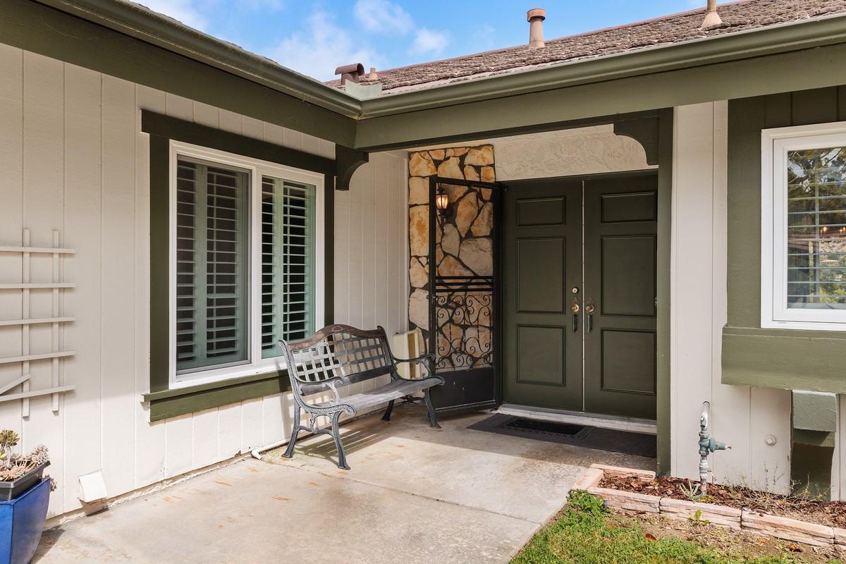 1127 Calle De Los Serranos #NA - Photo 3 of 48