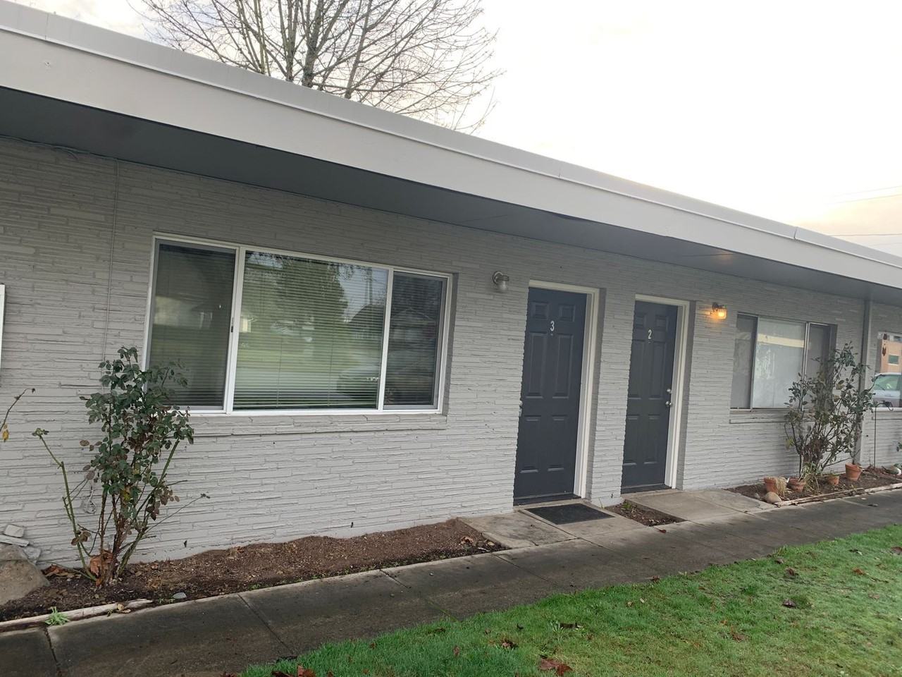 P117 - Gardenside Apartments - Photo 2 of 41