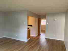 featured image of 117 Ne Clark Ave