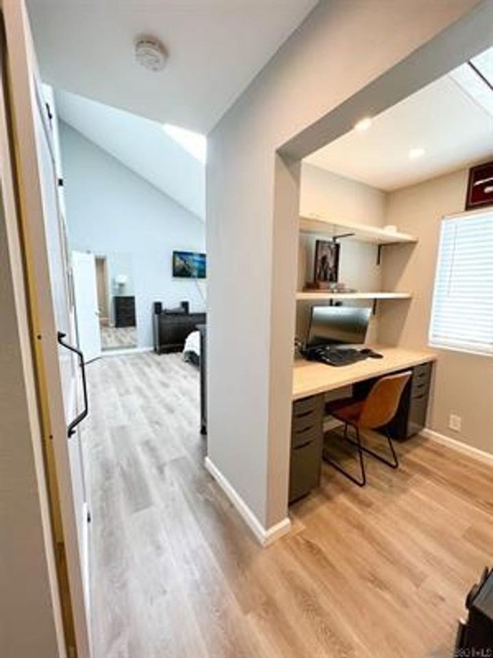 1421 Felspar St #3 - Photo 6 of 17