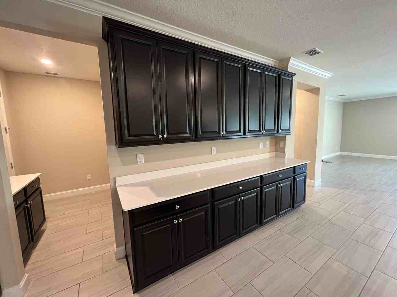 10804 John Randolph Dr - Photo 4 of 22