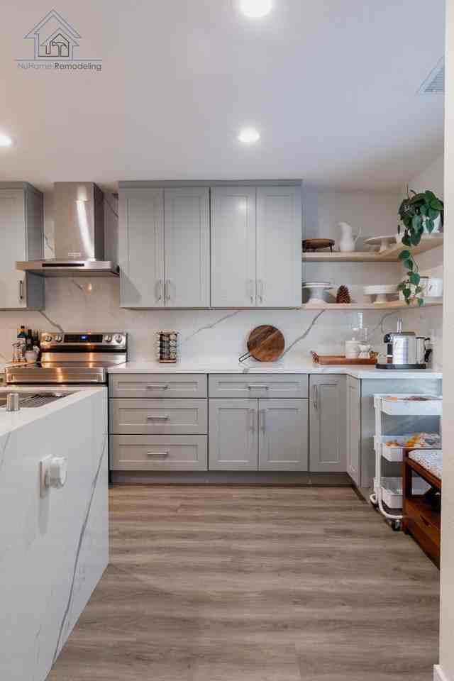 369 N Claremont St - Photo 3 of 48