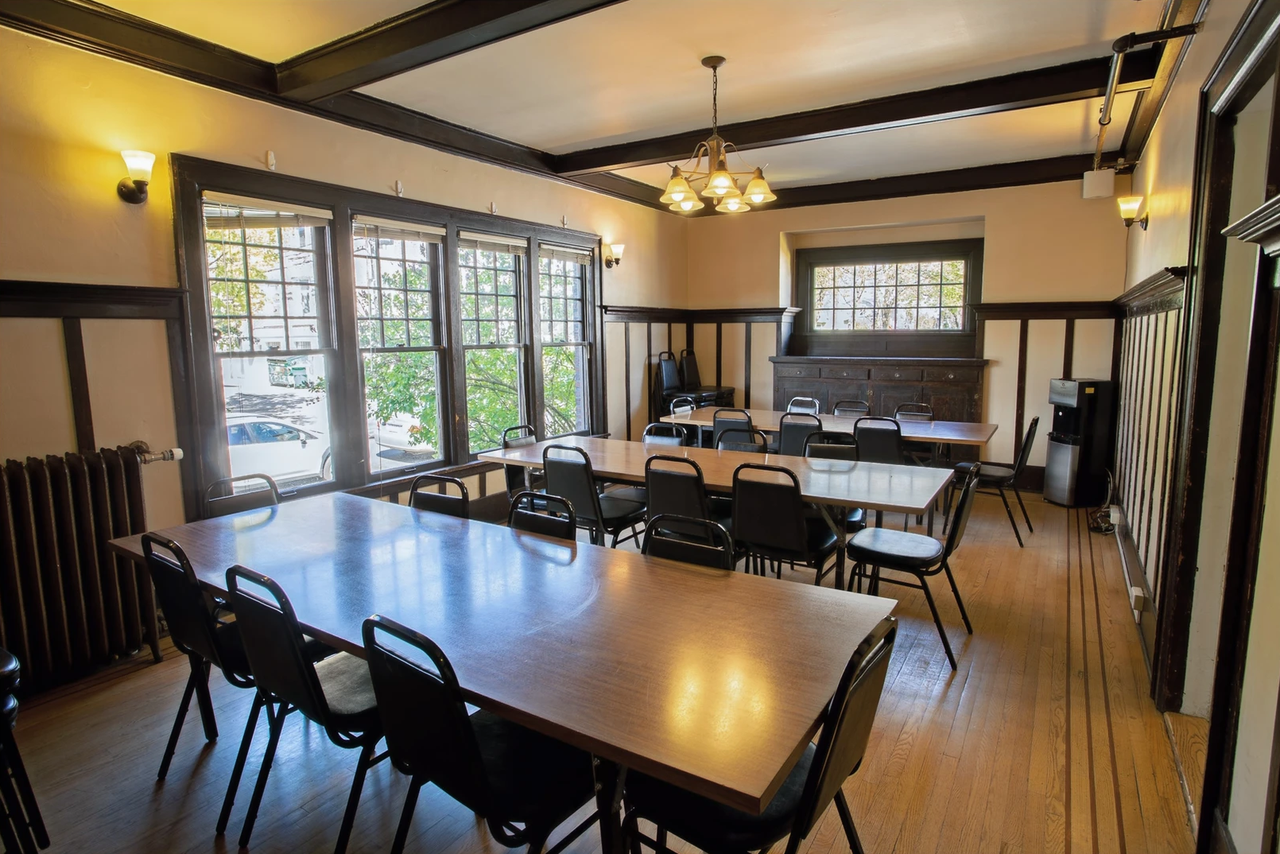 1605 Northeast 47th Street - Photo 2 of 6